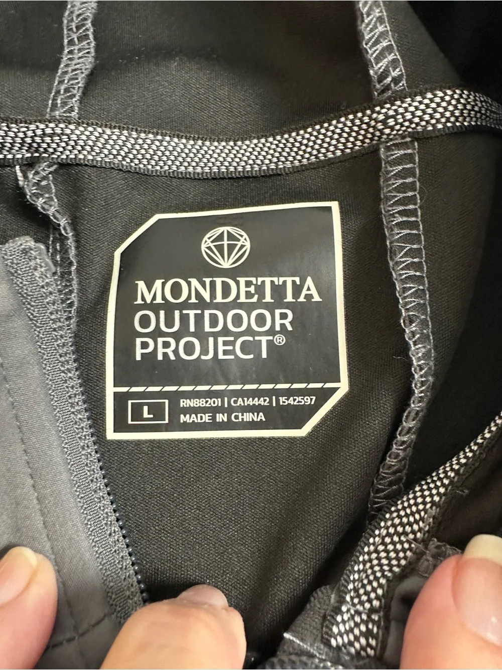 Mondetta men’s size L hoodie, jacket, softshell, front zip jacket